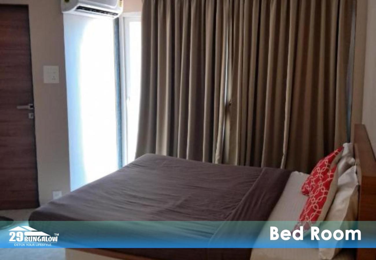 Hillview Rooms By 29 Bungalow Panchgani Esterno foto